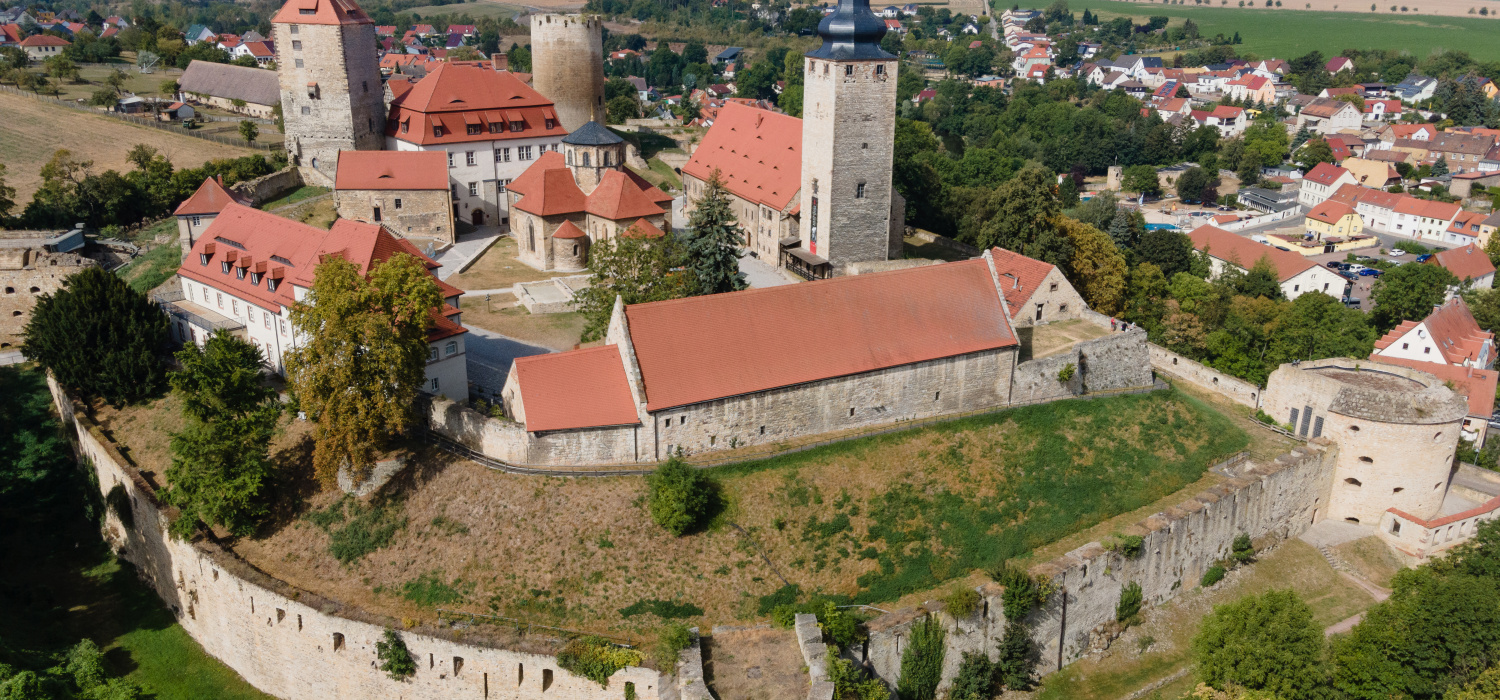 
                                                            Burg Querfurt
                                                                                                            